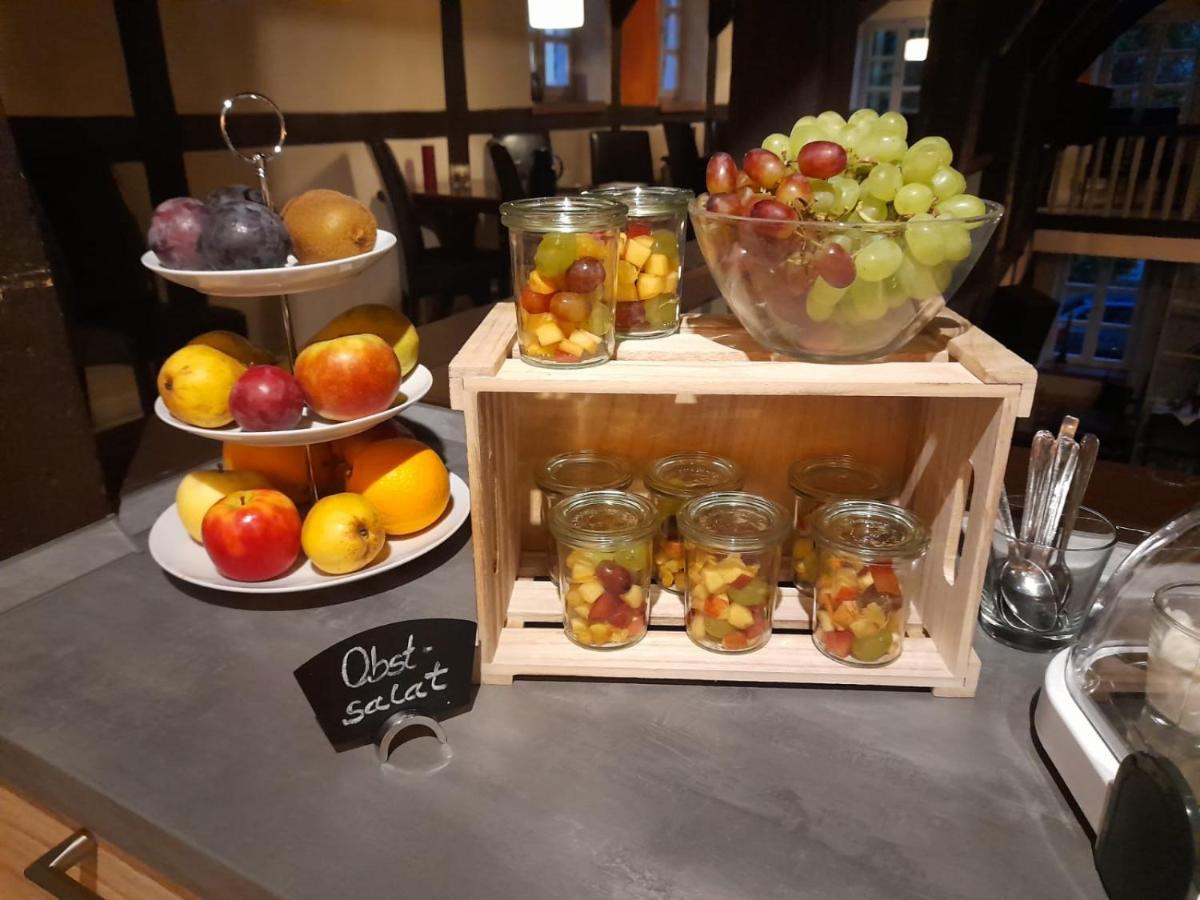 Alt Warburg Hotel Bagian luar foto