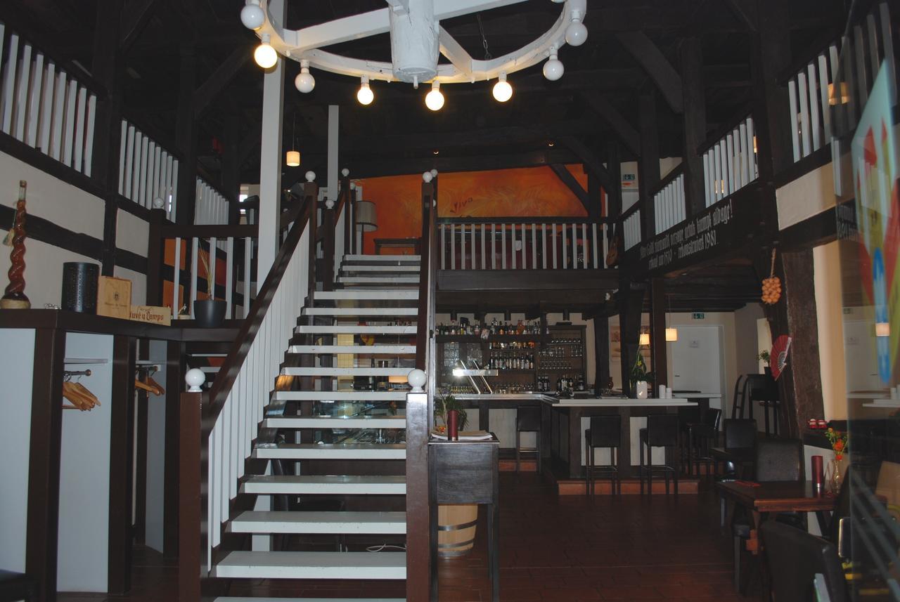 Alt Warburg Hotel Bagian luar foto